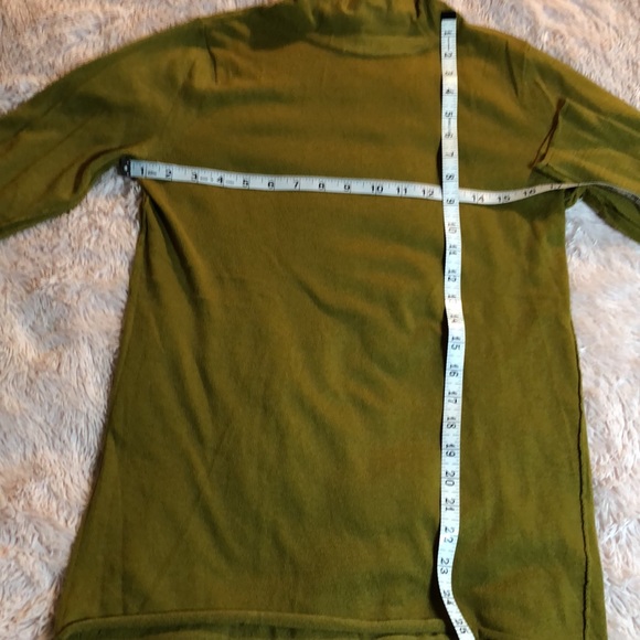 ONLY MINE FROM NORDSTROM TURTLENECK NWOT - Picture 3 of 5